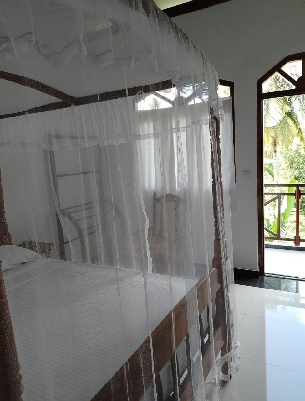 Skywalker Guest House Weligama Exterior foto
