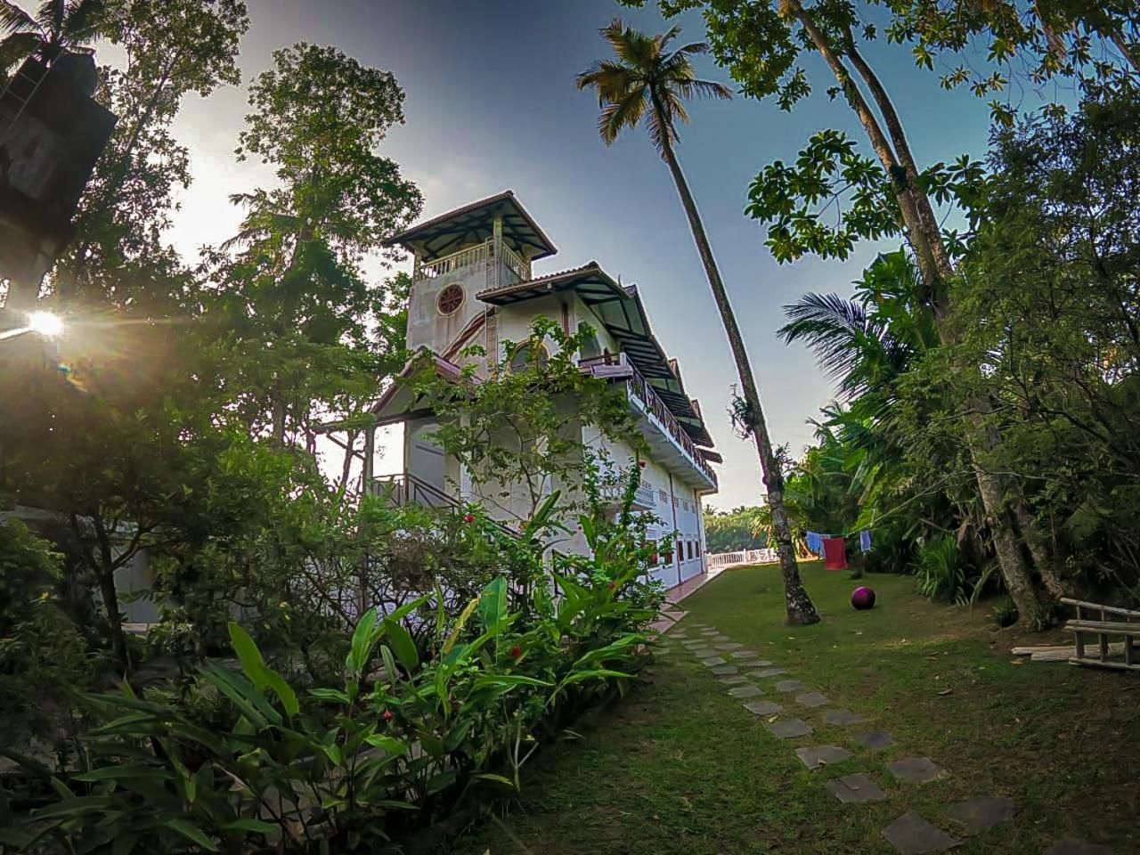 Skywalker Guest House Weligama Exterior foto